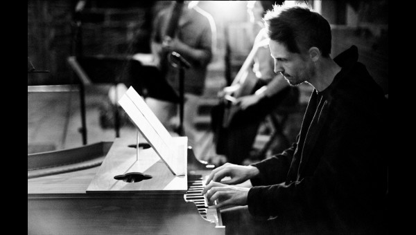 A Keyboard Song – Yoann Moulin